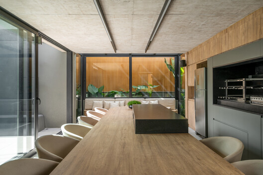 Edifício Flora / IDEIA1 - Fotografia de Interiores, Sala de Jantar, Madeira, Cadeira