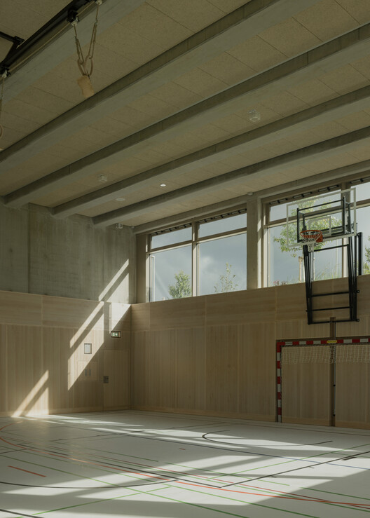 AHS Reininghaus Escuela Secundaria / j-c-k AHS Reininghaus Escuela Secundaria / j-c-k - Fotografía interior, Madera