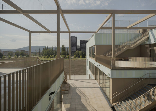 AHS Reininghaus Escuela Secundaria / j-c-k AHS Reininghaus Escuela Secundaria / j-c-k - Imagen 37 de 72