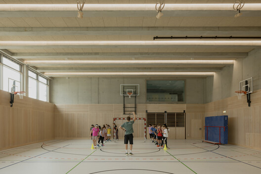 AHS Reininghaus Escuela Secundaria / j-c-k AHS Reininghaus Escuela Secundaria / j-c-k - Fotografía interior