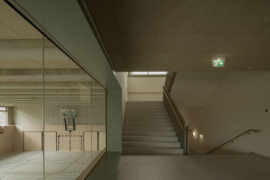 AHS Reininghaus Escuela Secundaria / j-c-k AHS Reininghaus Escuela Secundaria / j-c-k - Imagen 7 de 72