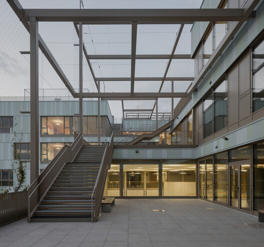 AHS Reininghaus Escuela Secundaria / j-c-k AHS Reininghaus Escuela Secundaria / j-c-k - Imagen 57 de 72