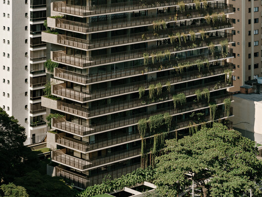 Edifício Ibaté / Studio Arthur Casas - Fotografia de Exterior, Balcão