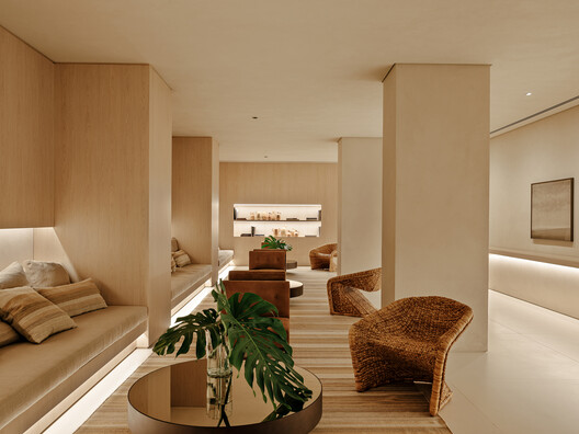 Edifício Ibaté / Studio Arthur Casas - Imagem 16 de 29