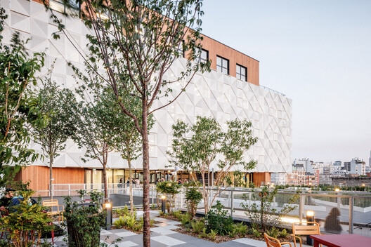 Ampliación de la Escuela 42UP / AR Studio d'Architectures Ampliación de la Escuela 42UP / AR Studio d'Architectures - Imagen 8 de 62