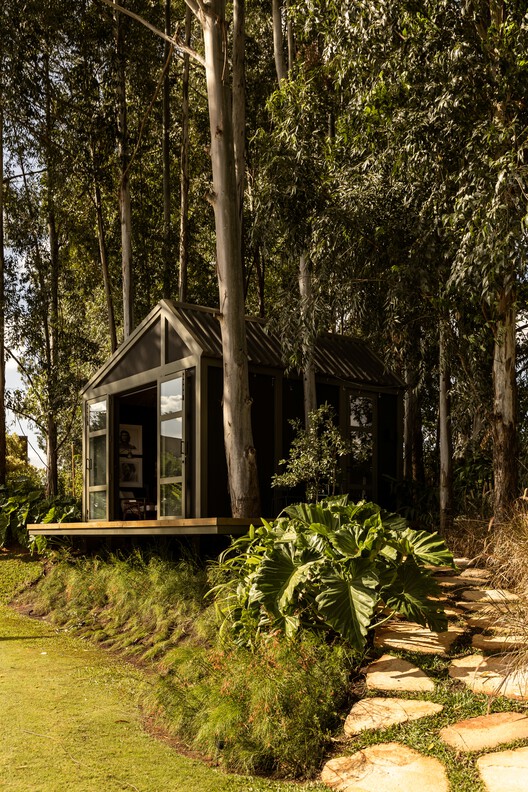 Estúdio BV / Angá Arquitetura - Fotografia de Exterior, Madeira, Floresta