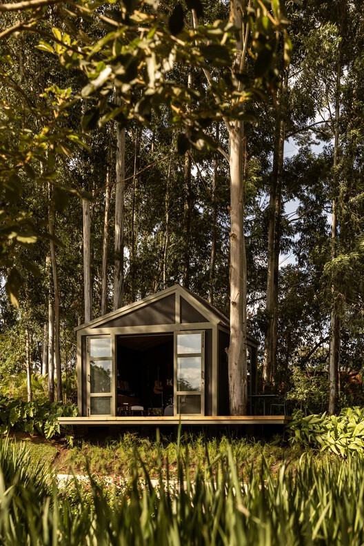 Estúdio BV / Angá Arquitetura - Imagem 8 de 24