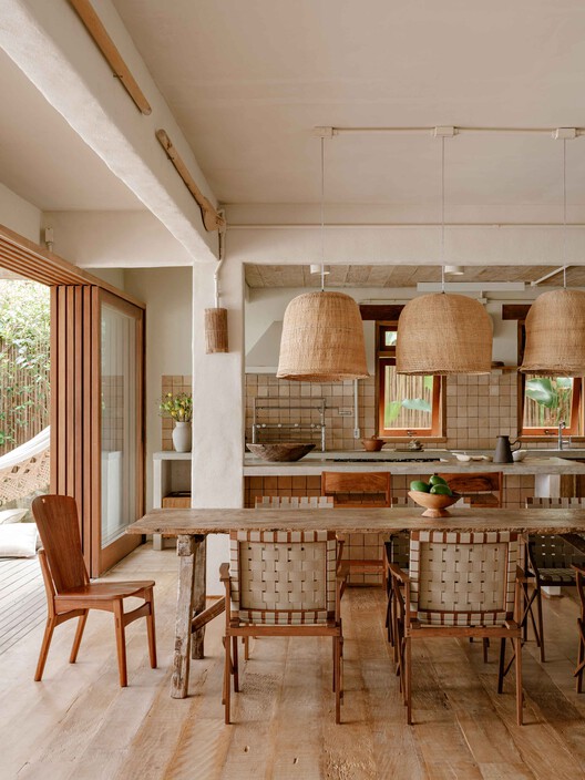 Casa Taguaiba / Memola Estúdio Casa Taguaiba / Memola Estúdio - Fotografia de Interiores, Madeira, Mesa, Cadeira