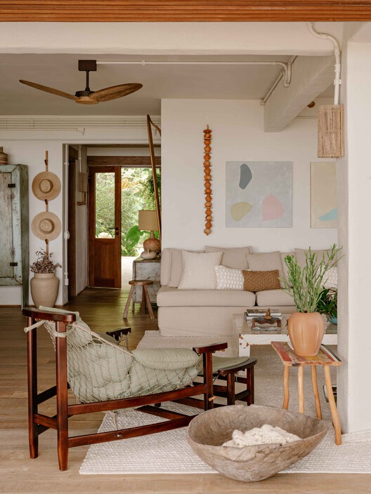 Casa Taguaiba / Memola Estúdio Casa Taguaiba / Memola Estúdio - Fotografia de Interiores, Madeira, Iluminação, Mesa, Cadeira