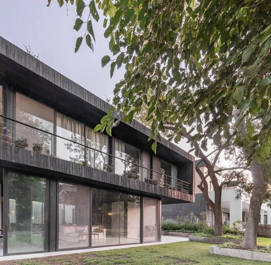 MeCa House / AtelierM MeCa House / AtelierM - Fotografía exterior, Madera, Balcón