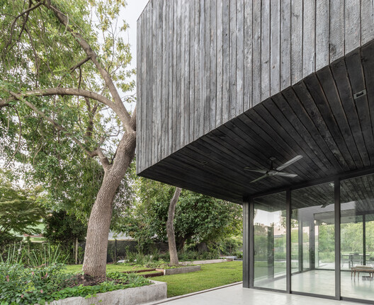 MeCa House / AtelierM MeCa House / AtelierM - Fotografía exterior, Madera