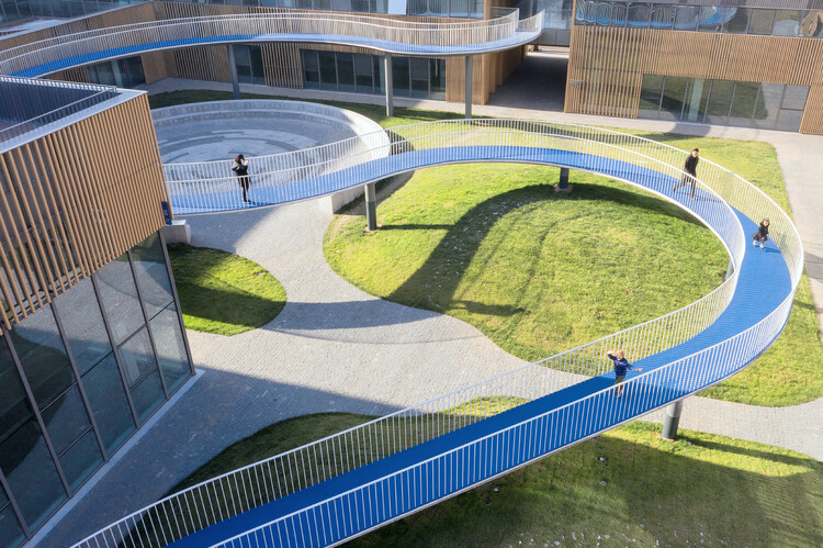 Architecture for Everyone: Reflecting on Accessibility on the International Day of Persons with Disabilities - Image 6 of 9