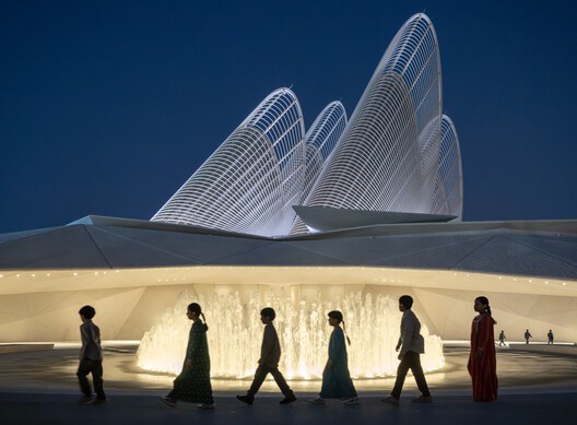 Foster + Partners’ Zayed National Museum Opens to the Public in Abu Dhabi - Image 15 of 16