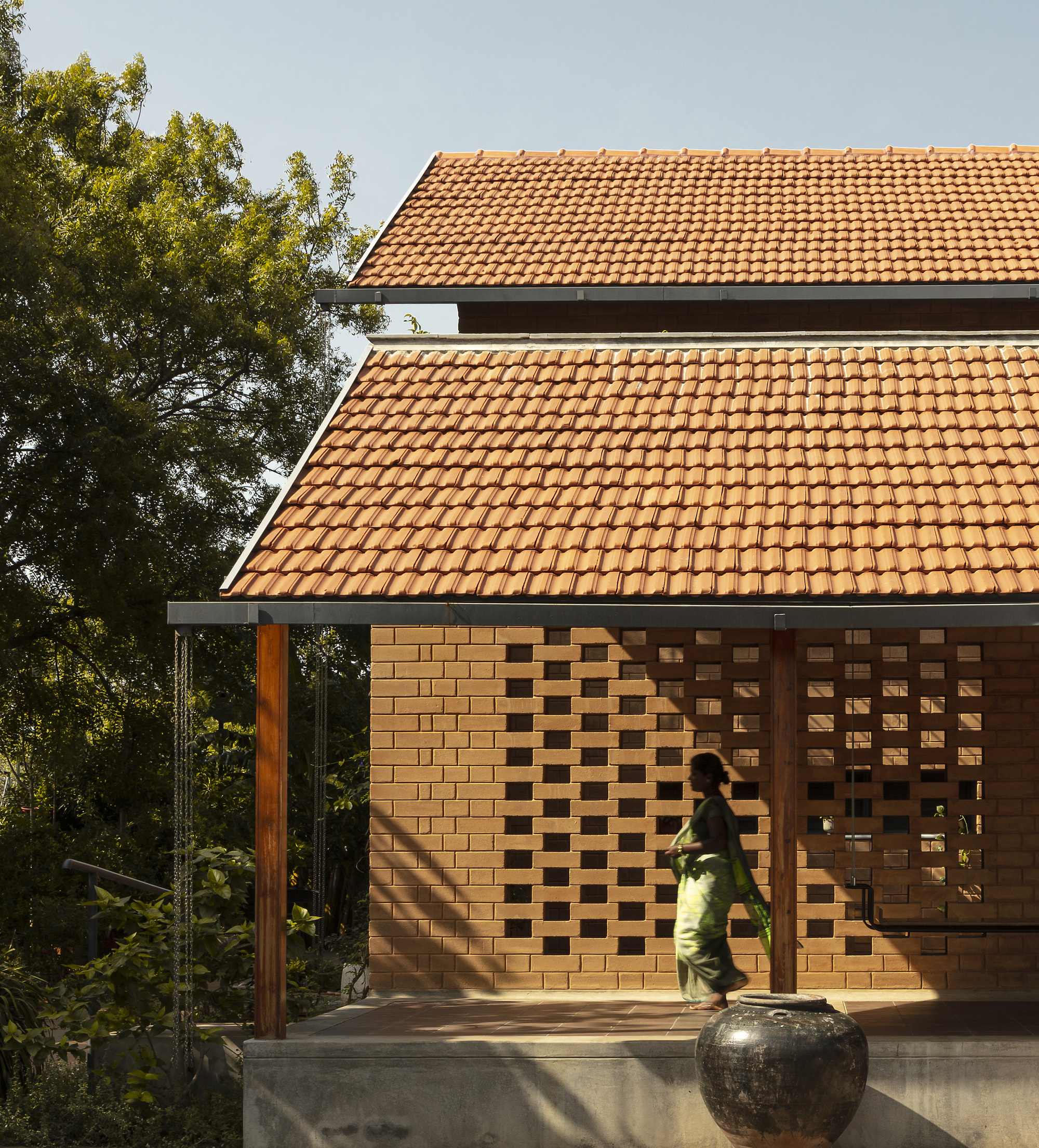 Gallery of Nandivardhanam House / Studio Inscape - 5