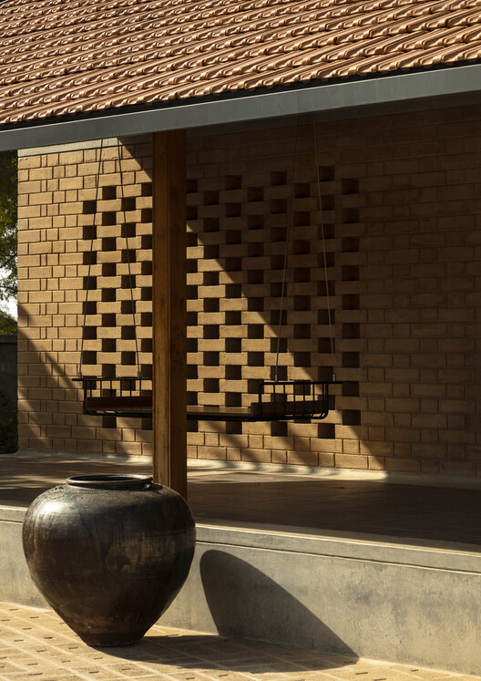 Nandivardhanam House / Studio Inscape - Interior Photography, Wood