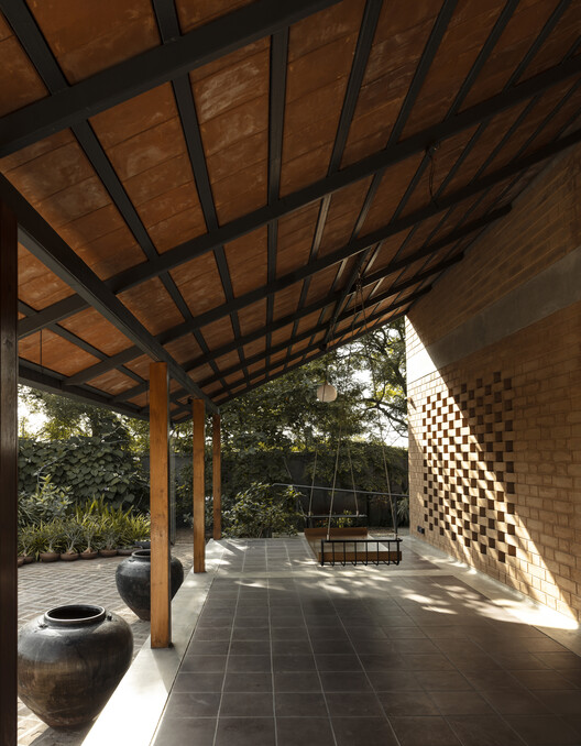 Nandivardhanam House / Studio Inscape - Interior Photography, Wood