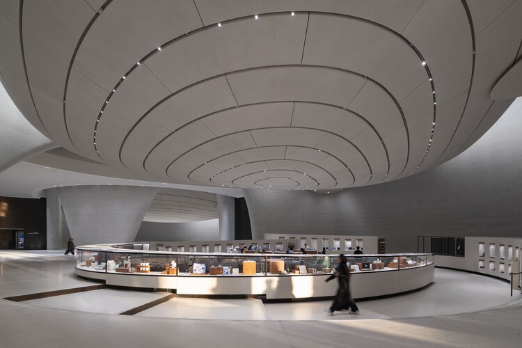 Museo Nacional Zayed / Foster + Partners - fotografía de interiores, cocina, vidrio