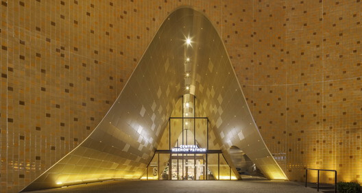 Central Nakhon Pathom / Stu/D/O Architects - Image 16 of 47