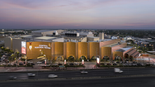 Central Nakhon Pathom / Stu/D/O Architects - Exterior Photography