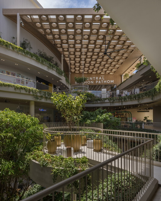 Central Nakhon Pathom / Stu/D/O Architects - Image 32 of 47
