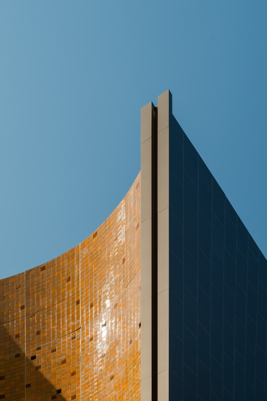 Central Nakhon Pathom / Stu/D/O Architects - Image 11 of 47