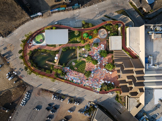 Central Nakhon Pathom / Stu/D/O Architects - Image 40 of 47