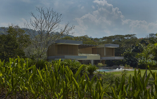 Casa RL - 17 / LAP Casa RL - 17 / LAP - Imagen 6 de 32