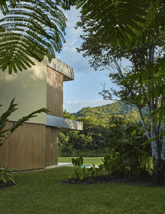 Casa RL - 17 / LAP Casa RL - 17 / LAP - Imagen 22 de 32