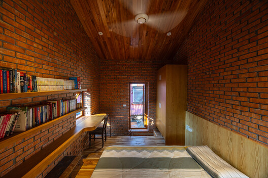 Nang House / Trung tran Studio - Interior Photography, Wood, Brick, Beam