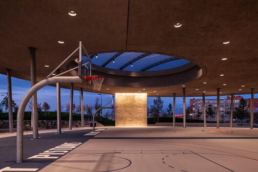 Basketball Court - Ralph C. Wilson Jr. Centennial Park / Adjaye Associates Basketball Court - Ralph C. Wilson Jr. Centennial Park / Adjaye Associates - Image 10 of 25