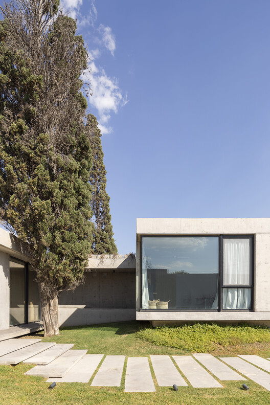 Casa Jardín / FACT Fábrica de Arquitectura Contemporánea Casa Jardín / FACT Fábrica de Arquitectura Contemporánea - Fotografía exterior, Concreto