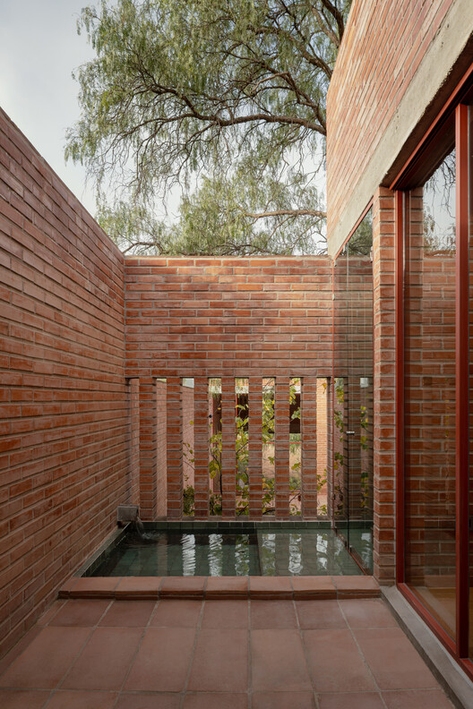 Casa Pirules / Escobedo Soliz - Imagen 5 de 33