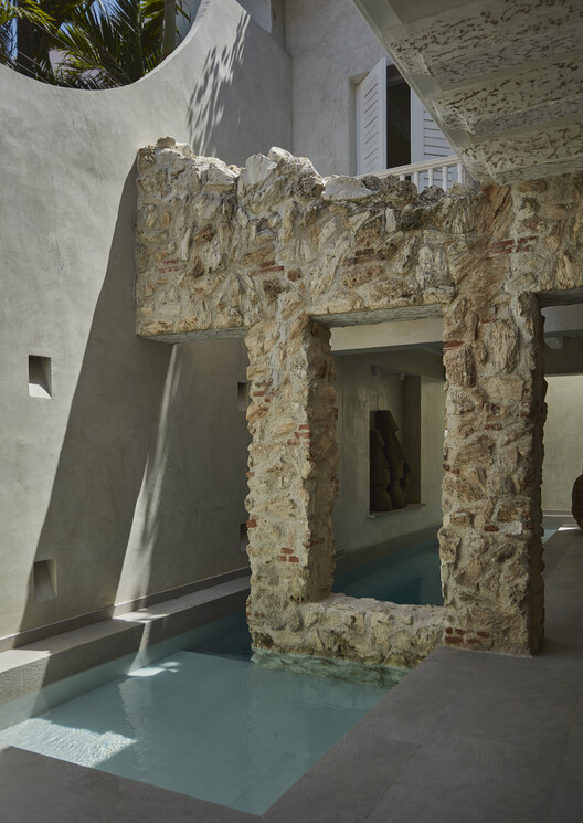 Casa Azurra la Carbonera / Vladimir Caballero + Lorena Pulecio - Imagen 7 de 20