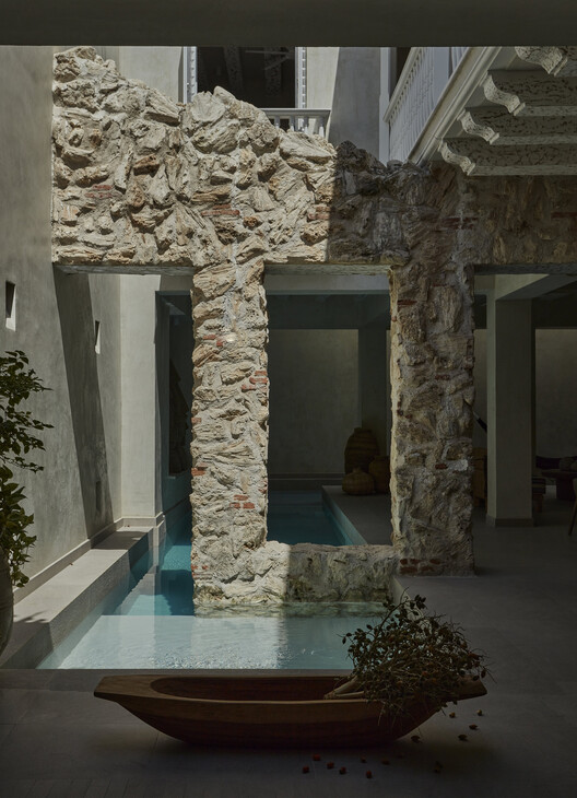 Casa Azurra la Carbonera / Vladimir Caballero + Lorena Pulecio - Imagen 6 de 20