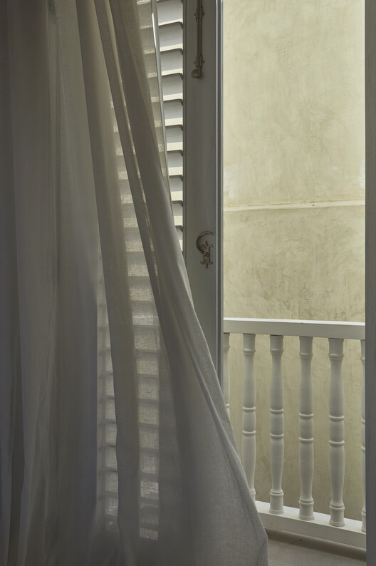 Casa Azurra la Carbonera / Vladimir Caballero + Lorena Pulecio - Imagen 20 de 20