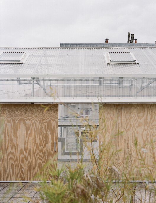 An Educational Farm on the Roof / rerum architectes An Educational Farm on the Roof / rerum architectes - Image 14 of 27