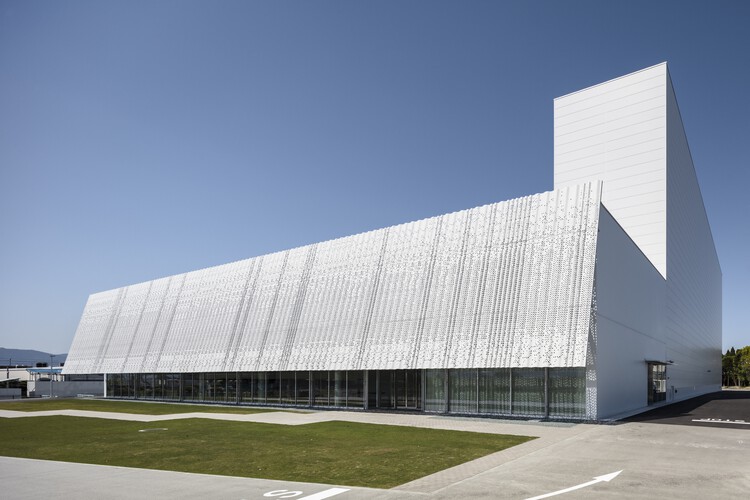 Nakano Seiyaku Kusatsu Factoru / TAISEI DESIGN Planners Architects & Engineers - Exterior Photography, Sustainability