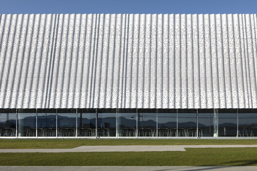 Nakano Seiyaku Kusatsu Factoru / TAISEI DESIGN Planners Architects & Engineers Nakano Seiyaku Kusatsu Factoru / TAISEI DESIGN Planners Architects & Engineers - Exterior Photography