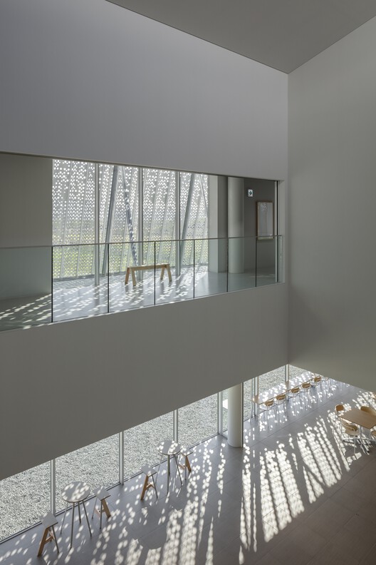 Nakano Seiyaku Kusatsu Factoru / TAISEI DESIGN Planners Architects & Engineers Nakano Seiyaku Kusatsu Factoru / TAISEI DESIGN Planners Architects & Engineers - Interior Photography, Glass, Concrete