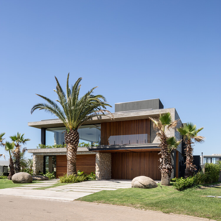 Casa J10 / Martin arquitetura + engenharia - Fotografia de Exterior