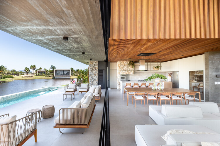 Casa J10 / Martin arquitetura + engenharia - Fotografia de Interiores, Sala de Estar, Madeira