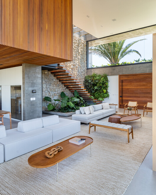 Casa J10 / Martin arquitetura + engenharia Casa J10 / Martin arquitetura + engenharia - Fotografia de Interiores, Sala de Estar, Cadeira