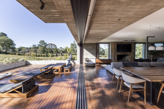 Casa Concreto E18 / Martin arquitetura + engenharia Casa Concreto E18 / Martin arquitetura + engenharia - Fotografia de Interiores, Madeira