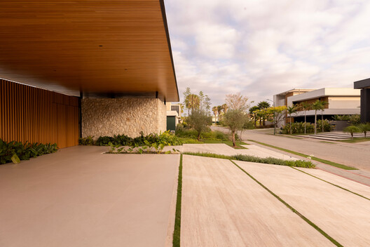 Casa Galeria / Sonne Müller Arquitetos Casa Galeria / Sonne Müller Arquitetos - Fotografia de Interiores, Jardim