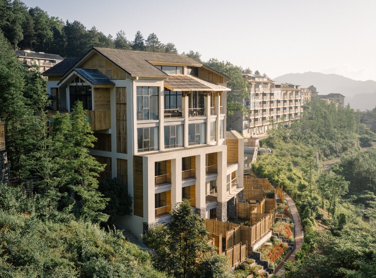 Clouhaus Hotel / RooMoo Design Studio - Exterior Photography, Hotels, Balcony