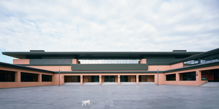 Centro de Desarrollo de Baloncesto / TEGET - Imagen 2 de 43