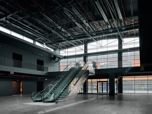 Basketball Development Center / TEGET - Image 13 of 43