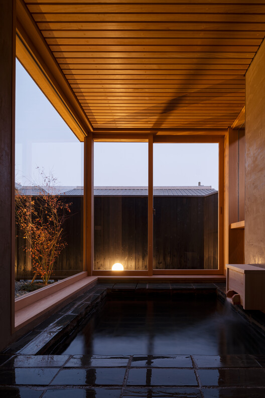 Kamegaike Onsen / Yano Aoyama Architecture Design - Interior Photography, Wood, Balcony