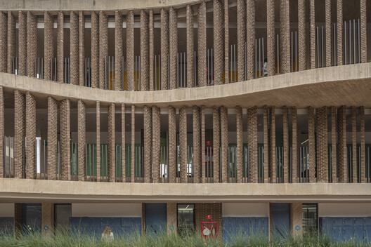 Colegio Hontanar IB / taller de arquitectura de bogotá Colegio Hontanar IB / taller de arquitectura de bogotá - Imagen 7 de 20