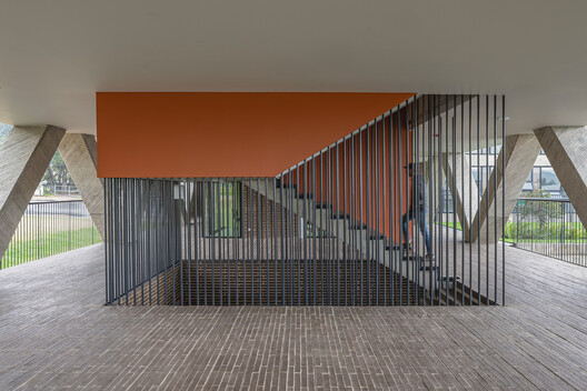 Colegio Hontanar IB / taller de arquitectura de bogotá Colegio Hontanar IB / taller de arquitectura de bogotá - Imagen 12 de 20